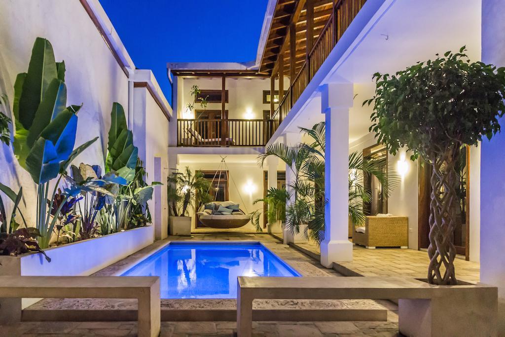 Hotel Azul Leon Exterior photo